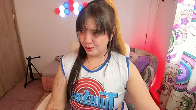 sophia grants online show from 11.02.25