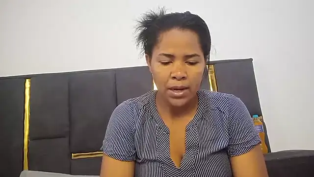 Snapshot of aleixane chatting on 02.01.26 aleixane online show from 02.01.26