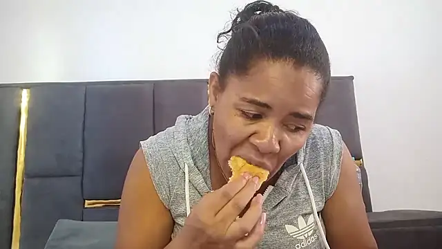 Snapshot of aleixane chatting on 03.01.26 aleixane online show from 03.01.26