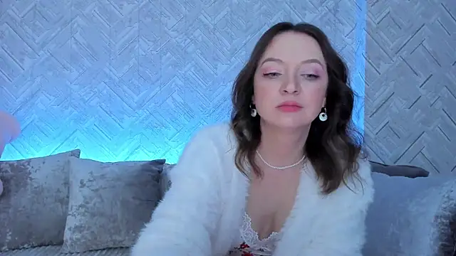 EvaBarsa  online show from 11.14.25