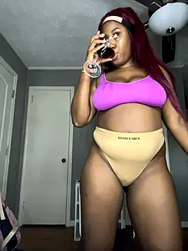 Snapshot of gypsydoll chatting on 09.10.25 gypsydoll online show from 09.10.25