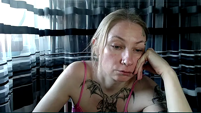 cold lollipop online show from 11.14.25