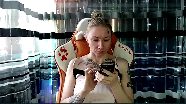 cold lollipop online show from 01.06.26