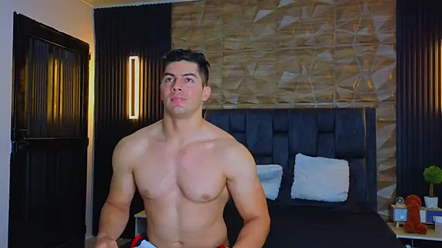 Snapshot of FelipeAndMarcello3 chatting on 02.06.25 FelipeAndMarcello3 online show from 02.06.25