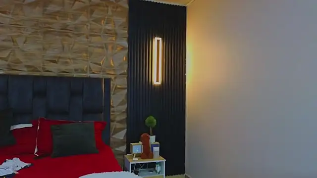 Snapshot of FelipeAndMarcello3 chatting on 03.13.25 FelipeAndMarcello3 online show from 03.13.25