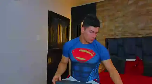 Snapshot of FelipeAndMarcello3 chatting on 03.17.25 FelipeAndMarcello3 online show from 03.17.25