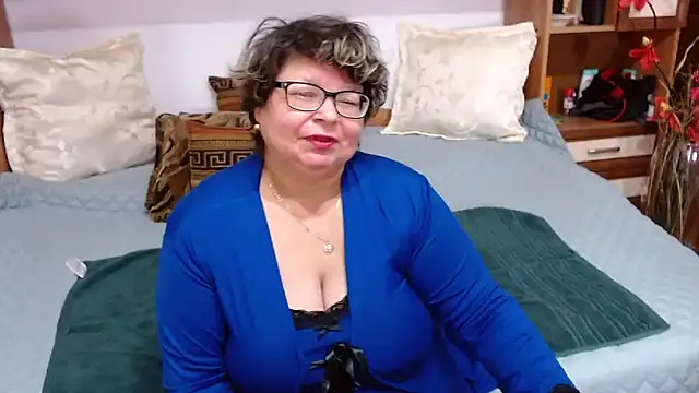 SweetMommaX online show from 12.24.24