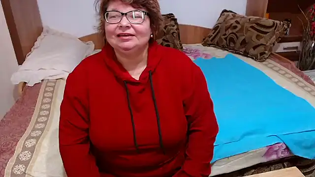 SweetMommaX online show from 03.17.25