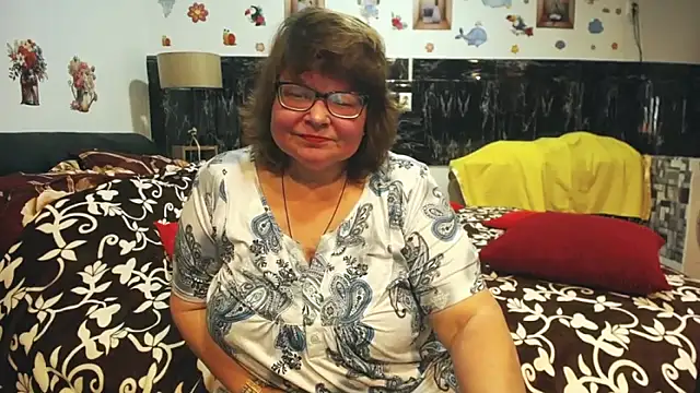 SweetMommaX online show from 03.15.26