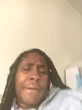 Foreignthababyy online show from 12.01.25