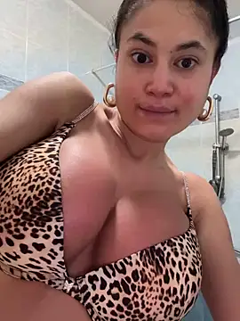 Fuc3dolllucy online show from 01.15.25