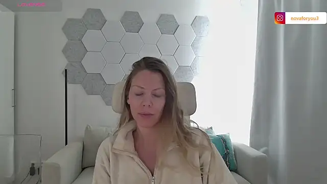 novaforyou1 online show from 02.13.25