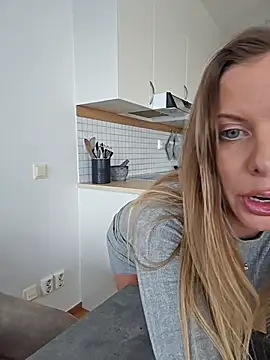 novaforyou1 online show from 03.01.25