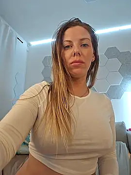 novaforyou1 online show from 03.06.25