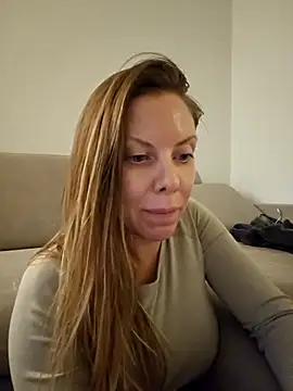 novaforyou1 online show from 12.04.25