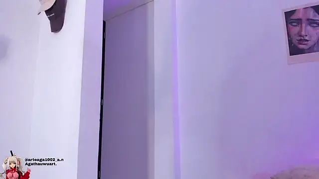 Moonlight1002 online show from 11.25.25