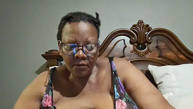 Snapshot of SEXYBOOBSNASS chatting on 01.17.25 SEXYBOOBSNASS online show from 01.17.25