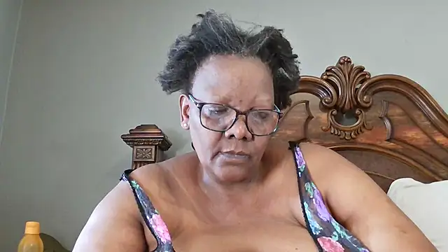 Snapshot of SEXYBOOBSNASS chatting on 02.01.25 SEXYBOOBSNASS online show from 02.01.25