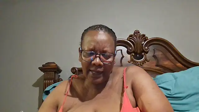 Snapshot of SEXYBOOBSNASS chatting on 02.09.25 SEXYBOOBSNASS online show from 02.09.25