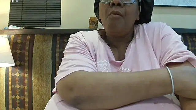 Snapshot of SEXYBOOBSNASS chatting on 09.12.25 SEXYBOOBSNASS online show from 09.12.25