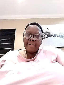Snapshot of SEXYBOOBSNASS chatting on 09.18.25 SEXYBOOBSNASS online show from 09.18.25