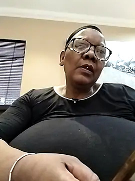 Snapshot of SEXYBOOBSNASS chatting on 09.25.25 SEXYBOOBSNASS online show from 09.25.25