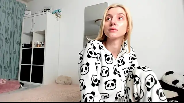 KenzieDawton online show from 01.13.25