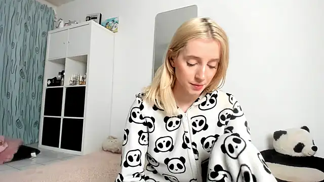 KenzieDawton online show from 10.16.25