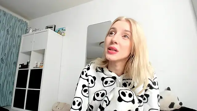 KenzieDawton online show from 11.22.25