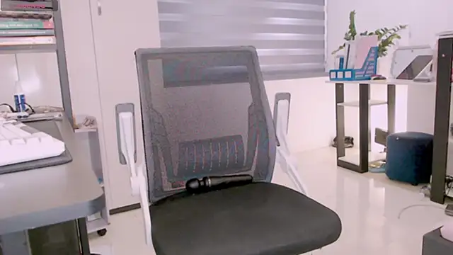 Shyn   online show from 11.02.25