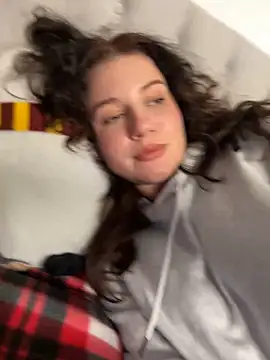 Snapshot of likaxxx chatting on 12.10.24 likaxxx online show from 12.10.24