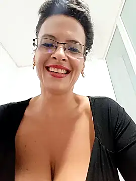 RebeccaNoble online show from 09.10.25