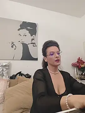 RebeccaNoble online show from 05.31.26