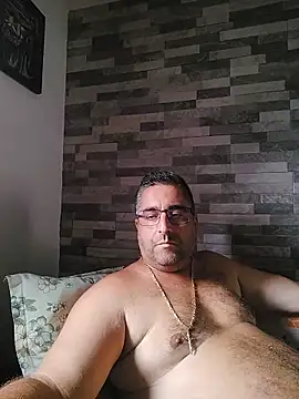 ADRIAN ADI40 online show from 06.04.26