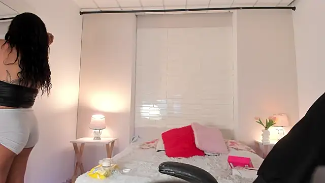 SophiaaStone online show from 02.09.26