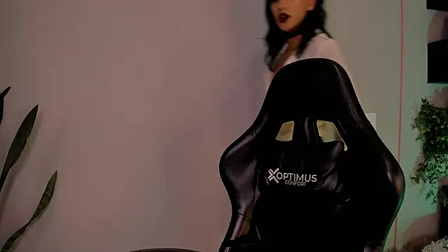 sussyprice online show from 11.12.25