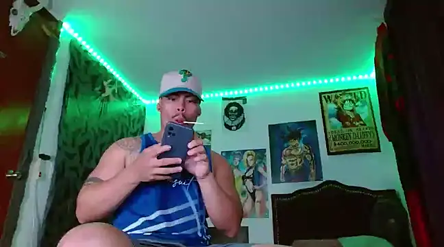 Snapshot of Danielsbigcum chatting on 02.14.25 Danielsbigcum online show from 02.14.25