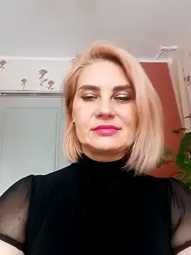 JennyOMay online show from 12.27.24