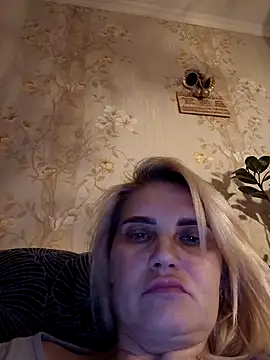 Snapshot of JennyOMay chatting on 02.25.26 JennyOMay online show from 02.25.26