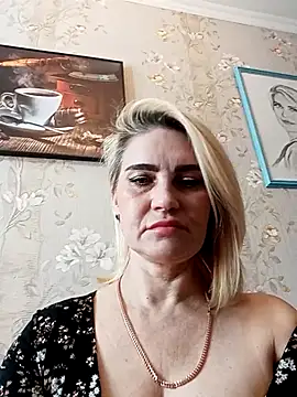 Snapshot of JennyOMay chatting on 03.01.26 JennyOMay online show from 03.01.26