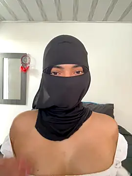 Snapshot of radiagazali chatting on 11.10.25 radiagazali online show from 11.10.25