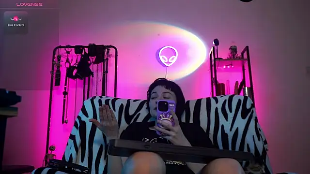 CyberXGoddess online show from 12.03.25