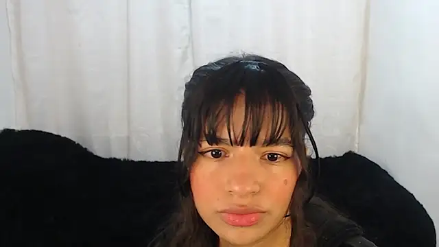 Snapshot of Liz_Galactic chatting on 02.04.25 Liz Galactic online show from 02.04.25