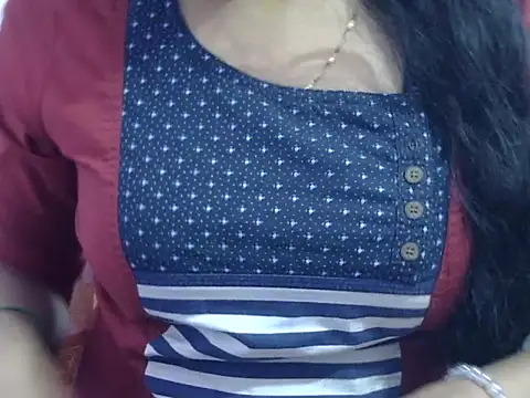 Snapshot of Your_wild_Dia chatting on 12.15.25 Your wild Dia online show from 12.15.25