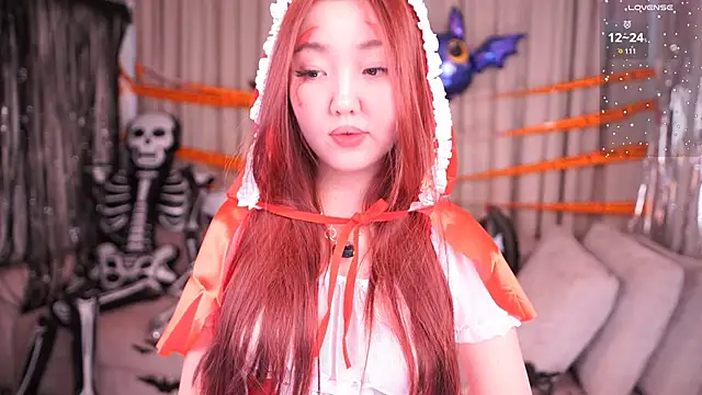 k kimikooo online show from 10.29.25