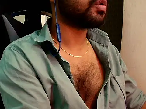 Snapshot of SHENOY3 chatting on 05.12.26 SHENOY3 online show from 05.12.26