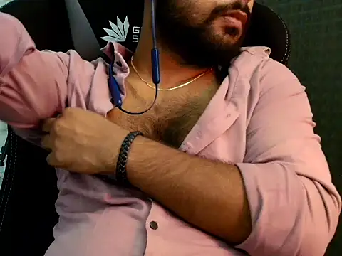 Snapshot of SHENOY3 chatting on 05.20.26 SHENOY3 online show from 05.20.26