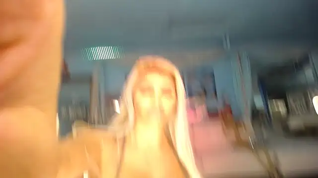 Snapshot of ADRIANNA_FOX chatting on 02.03.25 ADRIANNA FOX online show from 02.03.25