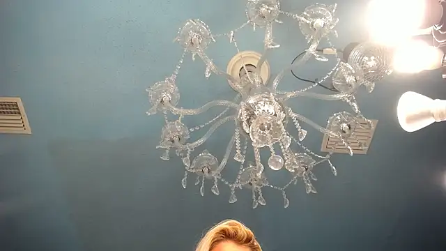 Snapshot of ADRIANNA_FOX chatting on 02.11.25 ADRIANNA FOX online show from 02.11.25