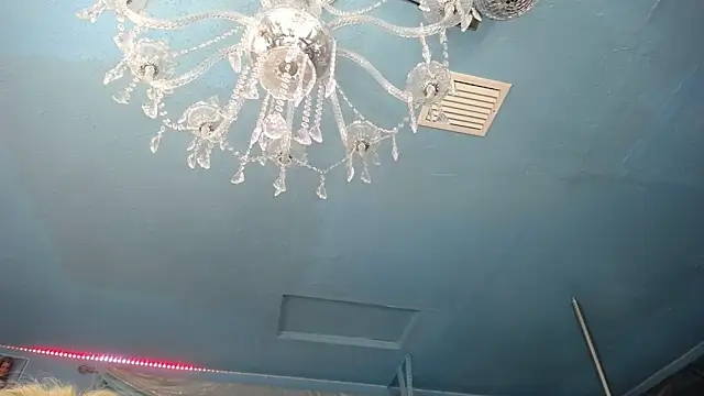 ADRIANNA FOX online show from 11.08.25